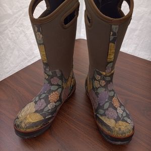 BOGS Multi Floral Gardening Boots women's SIZE 9